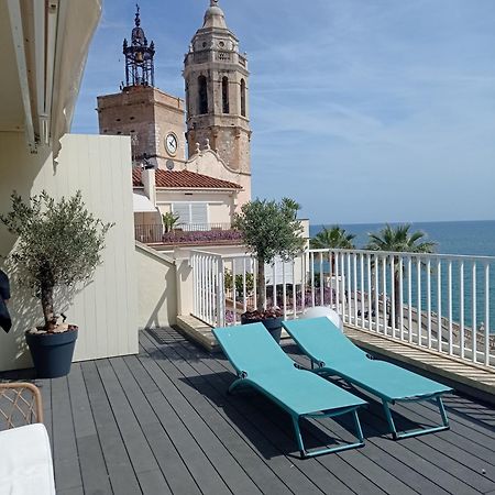 Апартаменты Atico Con Fantasticas Vistas Al Mar Y La Iglesia Сиджес Экстерьер фото