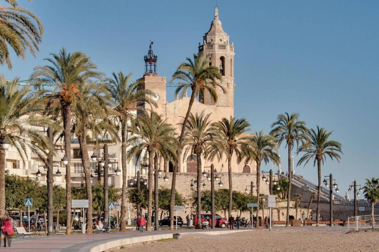 Апартаменты Atico Con Fantasticas Vistas Al Mar Y La Iglesia Сиджес Экстерьер фото